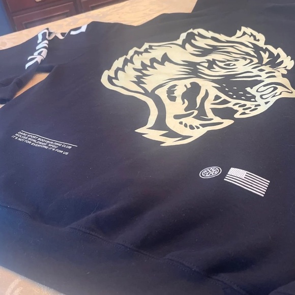 SOLD!!!! Please Don’t buy! Sold on Mercari - Picture 11 of 11